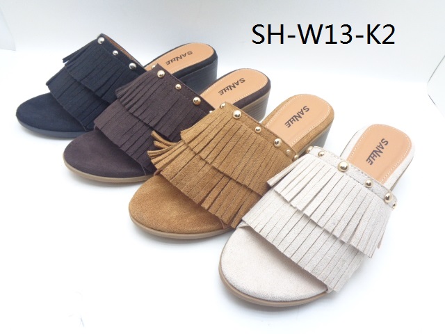 Dress sandals product photo